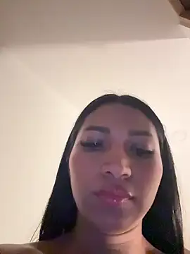 Snapshot of Barbiebrunette_ chatting on October 5, 2025, 8:45 am Barbiebrunette online show from October 5, 2025, 8:45 am