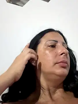 Angelicvill online show from November 10, 2025, 9:19 am