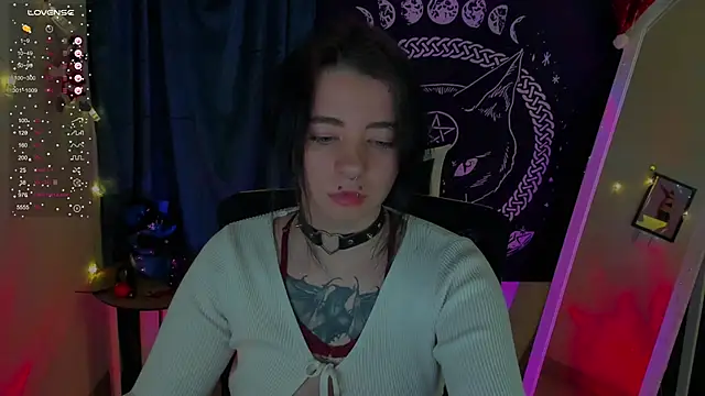 Snapshot of Sam_Mystery chatting on January 10, 2025, 8:26 pm Sam Mystery online show from January 10, 2025, 8:26 pm