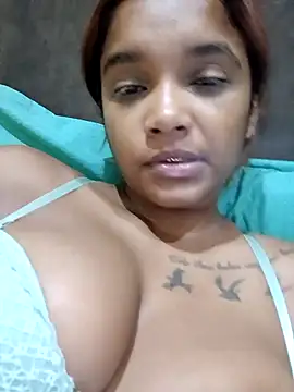 Indianqueen03 online show from January 28, 2025, 7:21 pm