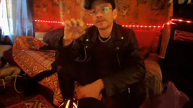 Snapshot of Tony_Torrente chatting on February 19, 2025, 2:23 pm Tony Torrente online show from February 19, 2025, 2:23 pm