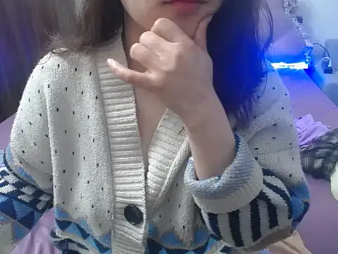 Snapshot of Mochi_Soft chatting on February 9, 2025, 5:29 am Mochi Soft online show from February 9, 2025, 5:29 am