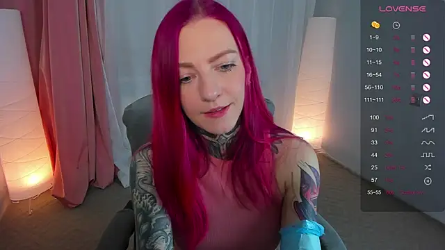 Snapshot of Roxy_____ chatting on February 27, 2025, 8:31 pm Roxy      online show from February 27, 2025, 8:31 pm