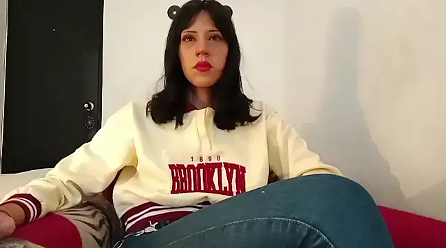 lucydreamm online show from December 22, 2024, 8:58 pm