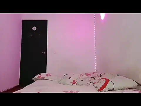 lucydreamm online show from October 1, 2025, 1:11 am