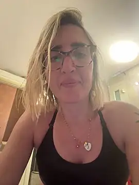 casalinga88 online show from March 14, 2025, 5:57 pm