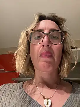 casalinga88 online show from March 19, 2025, 6:23 pm