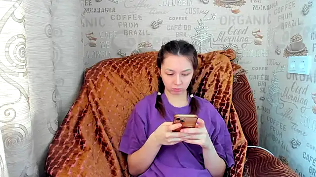 Snapshot of Adela_Vetta chatting on February 12, 2025, 9:31 am Adela Vetta online show from February 12, 2025, 9:31 am