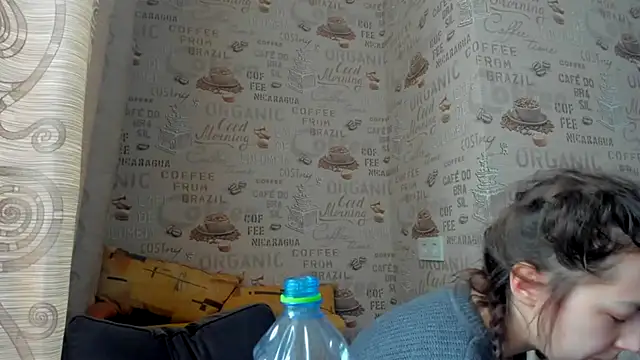 Snapshot of Adela_Vetta chatting on February 20, 2025, 12:47 pm Adela Vetta online show from February 20, 2025, 12:47 pm