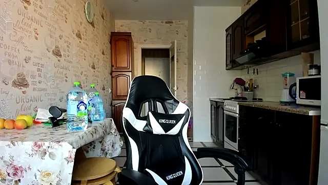 Snapshot of Adela_Vetta chatting on February 28, 2025, 8:31 am Adela Vetta online show from February 28, 2025, 8:31 am