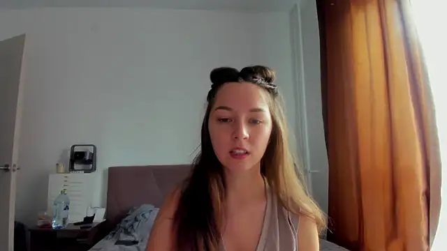 Snapshot of Adela_Vetta chatting on October 12, 2025, 8:24 am Adela Vetta online show from October 12, 2025, 8:24 am