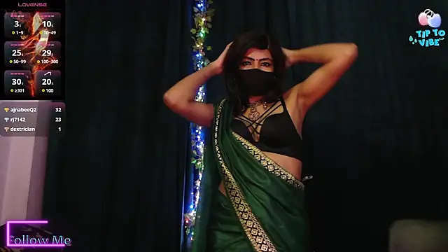 Snapshot of Aashiya- chatting on March 1, 2025, 12:50 am Aashiya- online show from March 1, 2025, 12:50 am