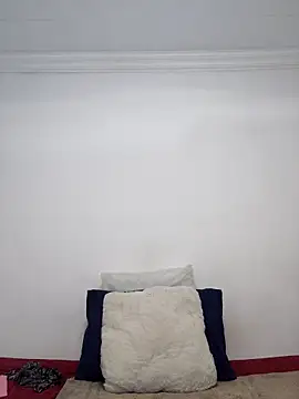 Snapshot of Curvy_sluty chatting on November 12, 2025, 8:15 am Curvy sluty online show from November 12, 2025, 8:15 am