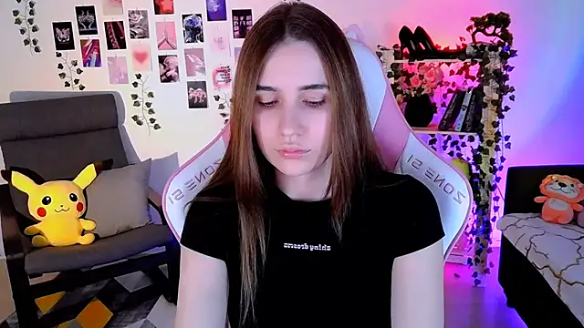 AliceCharmy online show from December 10, 2024, 12:27 pm