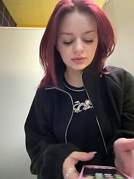 littlebitchess online show from December 20, 2025, 3:24 am