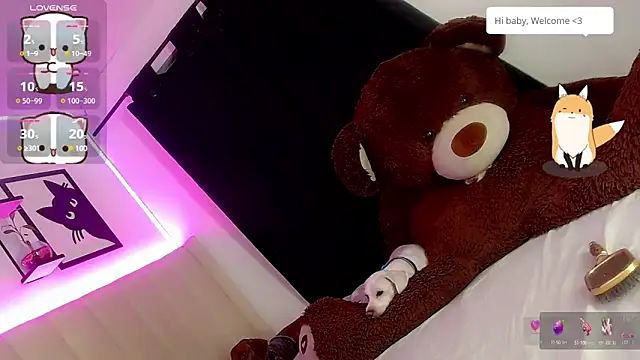 Snapshot of ladytslatina chatting on March 16, 2025, 11:38 am ladytslatina online show from March 16, 2025, 11:38 am