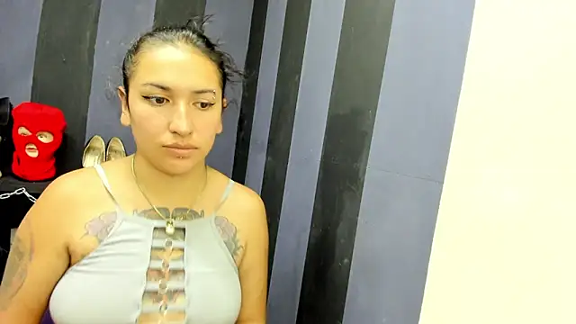 LucyStrike  online show from January 29, 2025, 3:12 am