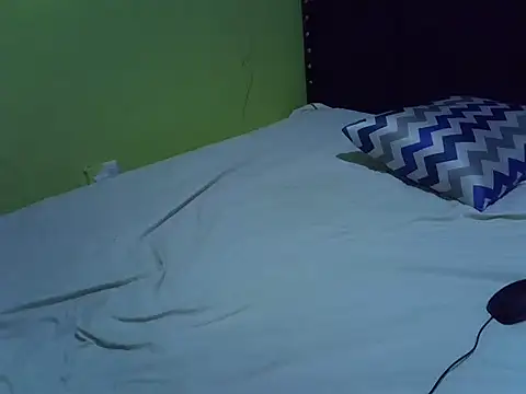 Snapshot of tasha-ashah chatting on September 18, 2025, 3:52 am tasha-ashah online show from September 18, 2025, 3:52 am