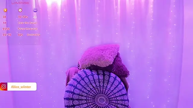 Snapshot of Alice_winter_ chatting on February 21, 2025, 9:11 pm Alice winter online show from February 21, 2025, 9:11 pm