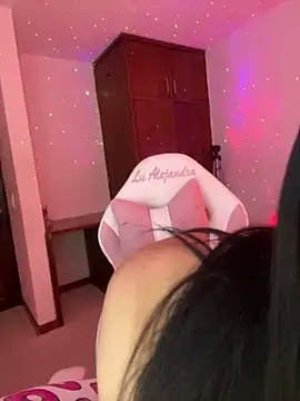 alee lenoxx online show from March 1, 2025, 7:41 am