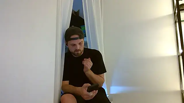 VitaminmanFL online show from March 10, 2025, 1:12 am