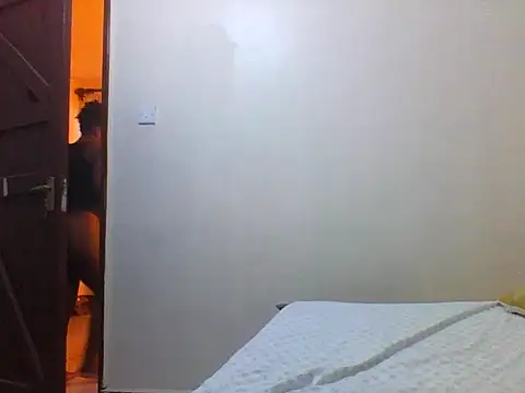 princess-cutie12 online show from September 21, 2025, 7:10 am