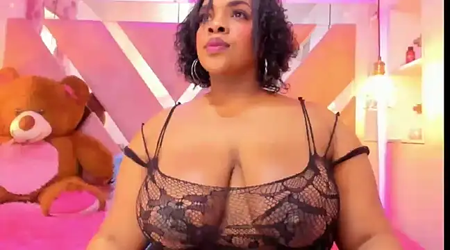 Snapshot of Scarlett-Bonnet chatting on February 20, 2025, 3:56 am Scarlett-Bonnet online show from February 20, 2025, 3:56 am