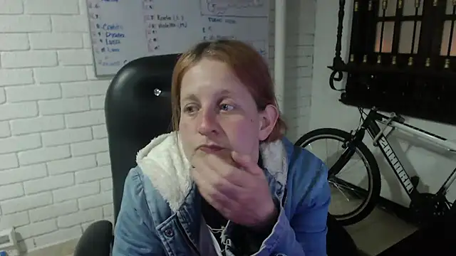 ViioletaMora online show from February 23, 2025, 4:07 am