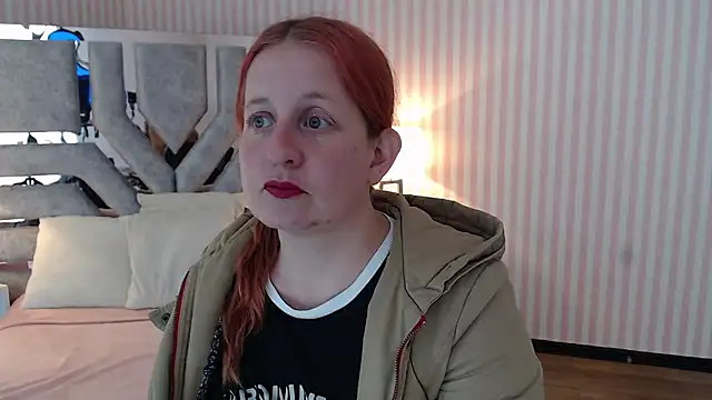 ViioletaMora online show from March 17, 2025, 8:19 pm