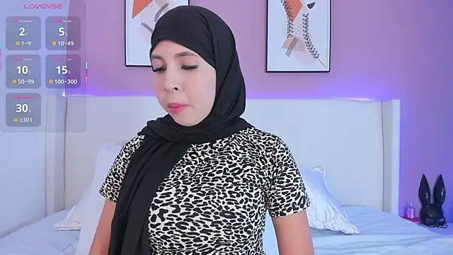 shann a online show from November 15, 2025, 7:21 pm