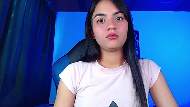 Snapshot of Ariel_Zeo1 chatting on December 11, 2024, 10:06 pm Ariel Zeo1 online show from December 11, 2024, 10:06 pm
