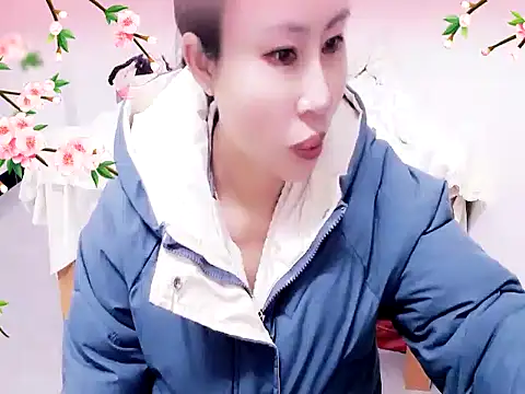 xiaoxuer online show from February 10, 2025, 5:03 am