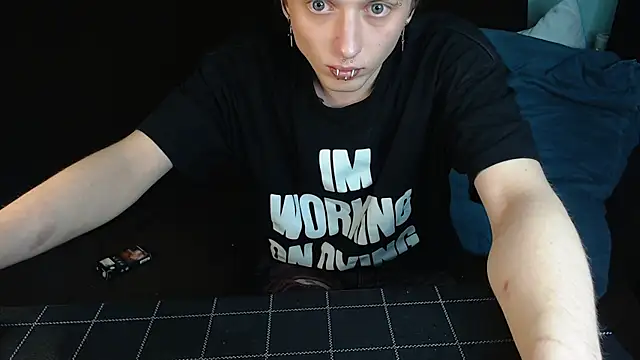 Snapshot of axxxturel chatting on December 10, 2024, 2:06 pm axxxturel online show from December 10, 2024, 2:06 pm