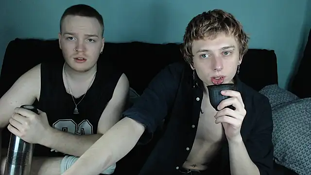 Snapshot of axxxturel chatting on January 6, 2025, 9:11 pm axxxturel online show from January 6, 2025, 9:11 pm