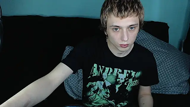 Snapshot of axxxturel chatting on January 9, 2025, 5:23 am axxxturel online show from January 9, 2025, 5:23 am