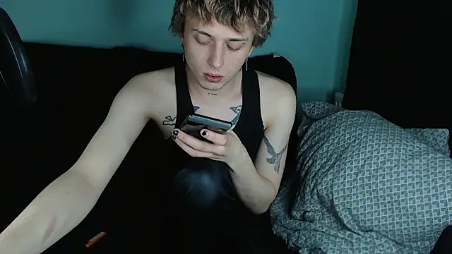 Snapshot of axxxturel chatting on February 27, 2025, 11:15 pm axxxturel online show from February 27, 2025, 11:15 pm