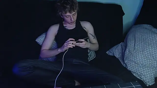 Snapshot of axxxturel chatting on March 14, 2025, 5:05 am axxxturel online show from March 14, 2025, 5:05 am