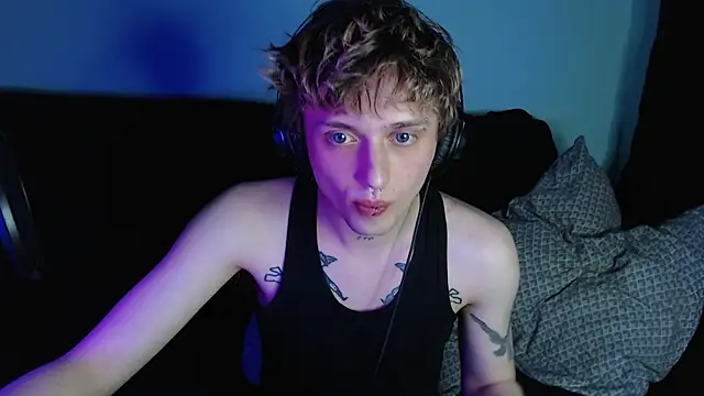 Snapshot of axxxturel chatting on March 16, 2025, 2:32 am axxxturel online show from March 16, 2025, 2:32 am