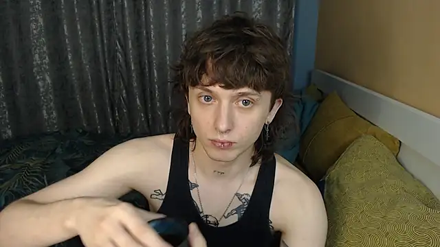 Snapshot of axxxturel chatting on November 29, 2025, 12:02 am axxxturel online show from November 29, 2025, 12:02 am