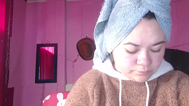 NikkiRous  online show from October 25, 2025, 12:34 pm