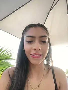 Snapshot of Ema_azel chatting on December 31, 2024, 11:31 am Ema azel online show from December 31, 2024, 11:31 am