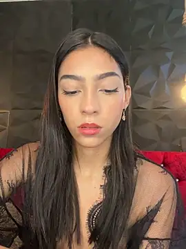 Snapshot of Ema_azel chatting on February 5, 2025, 1:33 pm Ema azel online show from February 5, 2025, 1:33 pm