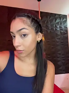 Snapshot of Ema_azel chatting on October 8, 2025, 2:36 pm Ema azel online show from October 8, 2025, 2:36 pm