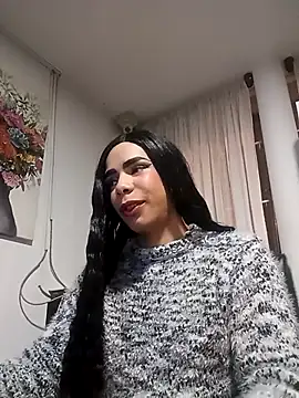 Snapshot of Giorgina_Parado chatting on September 23, 2025, 12:35 am Giorgina Parado online show from September 23, 2025, 12:35 am