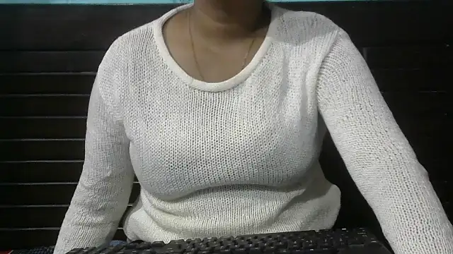 Snapshot of Im_Cute chatting on November 13, 2025, 6:51 pm Im Cute online show from November 13, 2025, 6:51 pm