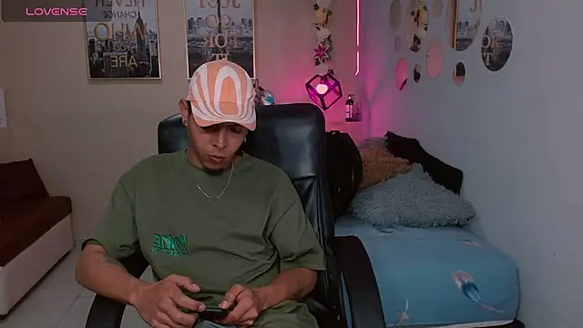 KokoAndRin online show from January 18, 2025, 7:15 pm