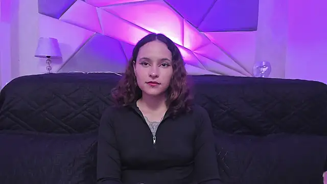 AnnyThompson  online show from December 10, 2024, 8:49 pm