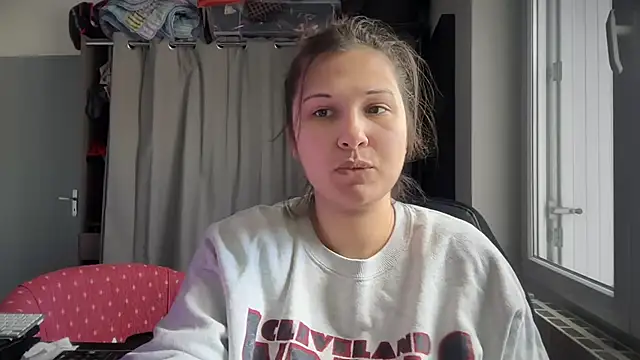 minette-sexy online show from November 25, 2025, 11:32 am