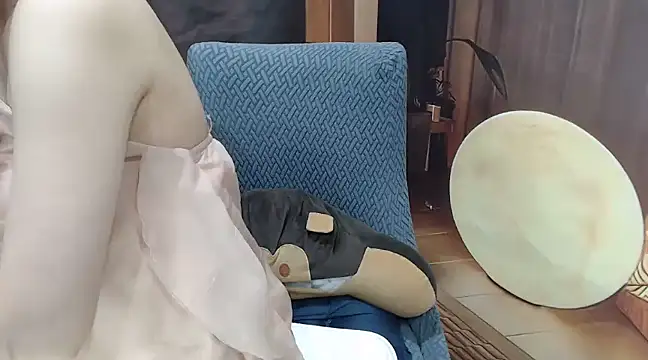 KaleAnisa online show from March 8, 2025, 1:28 am