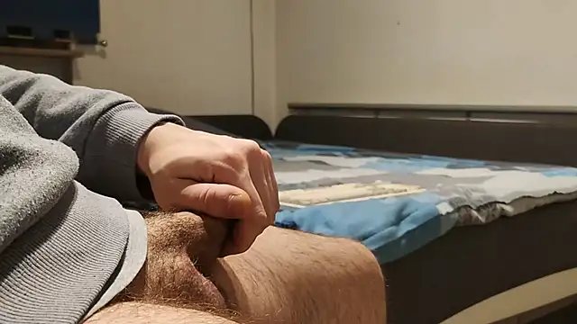 Snapshot of Alphapimmelchen chatting on February 17, 2025, 6:09 am Alphapimmelchen online show from February 17, 2025, 6:09 am